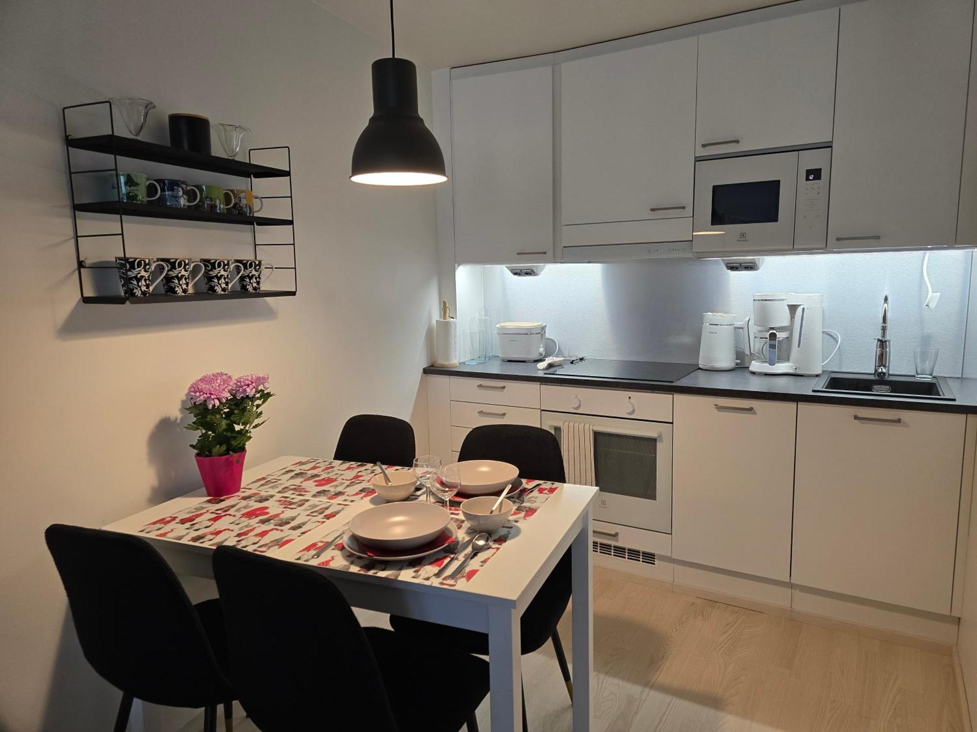 Uusi Kotoisa Kaksio Yksityissaunalla Rovaniemi Dış mekan fotoğraf